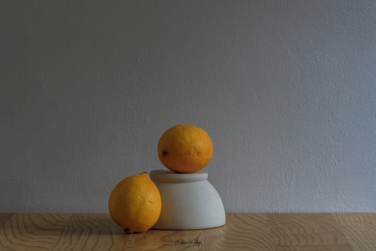 A Picture Of 2 Lemons - Entour Brand - High Quality Terpenes For To Enhance Cannabis Flavors